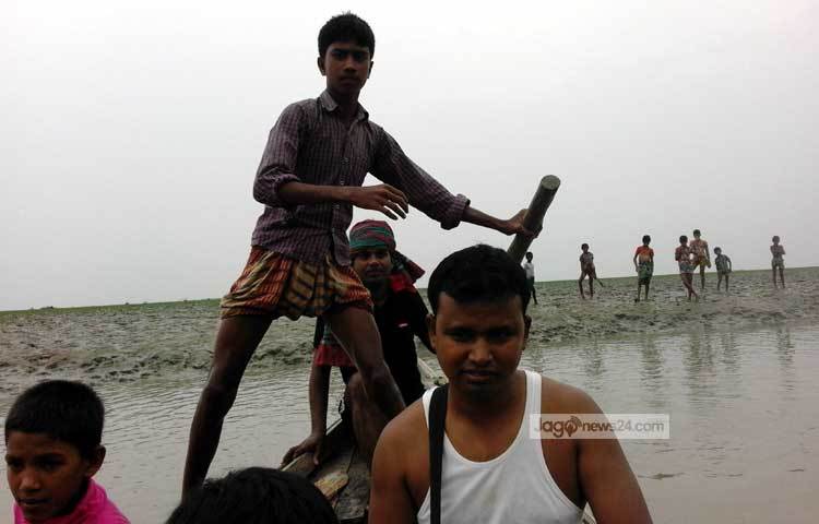 এসব শিশুর সঙ্গে কথা বলে জানা গেছে, নিজেদের ইচ্ছা থাকলেও পরিবারের অভাব-অনটনের কারণে বাবা-মা তাদের পড়ালেখা করাতে চায় না। ছবি : শাহেদ শফিক