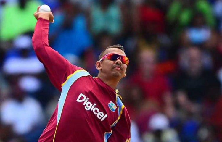 সুনীল নারিন : ওয়েস্ট ইন্ডিজের এই ক্রিকেট তারকা বর্ষসেরা স্পিনারের তালিকায় দ্বিতীয় স্থানে রয়েছেন। তাকে বর্তমান সময়ের অন্যতম &lsquo;ডেঞ্জারাস&rsquo; বোলার হিসেবে বিবেচনা করা হয়।