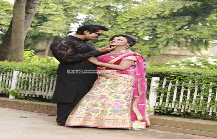 এফডিসির শুটিং খরায় শুভ-তানহার ভালো থেকো ছবির শুটিং ফের কর্মচঞ্চল হয়ে উঠেছে এফডিসি পরিবেশ। ছবি : মনজুরুল আলম