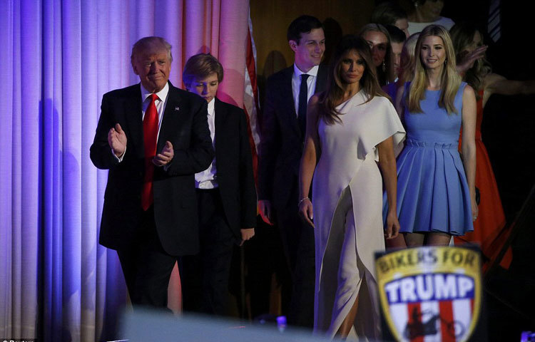 এখন ট্রাম্প গোটা মার্কিন মুল্লুকের অধিপতি। তাই তো একটু উচ্ছ্বসিত তিনি।