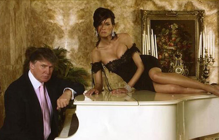স্ত্রী মেলানিয়া ট্রাম্পের সঙ্গে আবেদনময়ী এই ছবির ভঙ্গি নিয়েও বেশ বিতর্ক শুরু হয়েছিল।