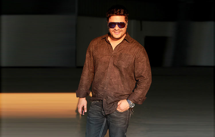 ফেরদৌস ২০১৫ সালে আরএফএল-এর ব্র্যান্ড অ্যাম্বাসেডর হন এবং তিনটি বিজ্ঞাপনে কাজ করেন। দর্শকদের আরও ভালো চলচ্চিত্র উপহার দিতে চান তিনি।