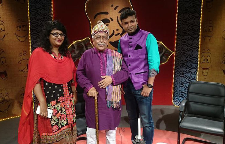 ‘গল্পে শুনি যাদের নাম’ অনুষ্ঠানে খ্যাতিমান অভিনেতা ড. ইনামুল হককে নাসিরুদ্দিন হোজ্জার চরিত্রে দেখা যাবে। অনুষ্ঠানটি ৪ সেপ্টেম্বর দুপুর ১টায় বিটিভিতে প্রচার হবে।