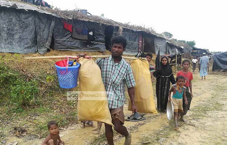 নিজ দেশের সরকারের রোষানলে পড়ে দেশ ছেড়ে বাংলাদেশে আশ্রয় নিচ্ছে মিয়ানমারের আরাকান প্রদেশের লাখ লাখ রোহিঙ্গা। ছবি : মাহবুব আলম