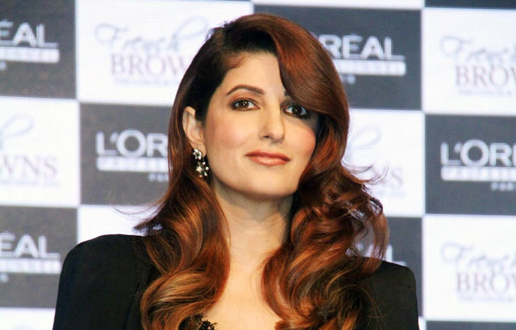 টুইঙ্কেল খান্না অভিনয় ছেড়ে দিয়েছেন বহুদিন হল। তিনি ছবির প্রযোজনার পাশপাশি ইন্টেরিয়র ডিজাইনিংয়ের একটি কোম্পানিও খুলেছেন। তার এ কোম্পানির নাম ‘দ্য হোয়াইট উইন্ডো’।