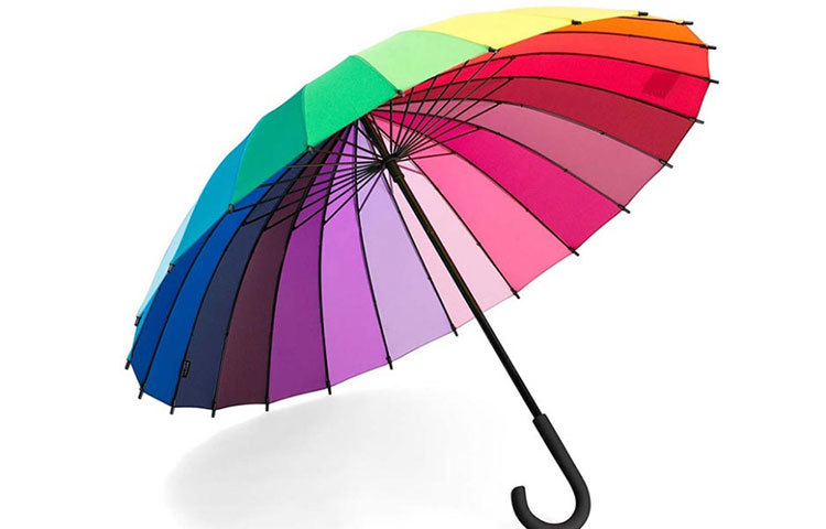 ‘বিগ রেইনবো’ নামের ছাতাটি রঙধনুর সাতটি রঙে তৈরি। ছাতাটি মেললে মনে হয় এটি নানা রঙে হেসে রয়েছে। ফ্যাশন সচেতন মানুষের কাছে কাছে এটি খুবই প্রিয়।