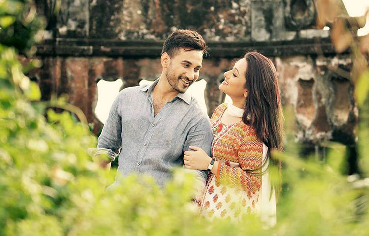 নাটকের দৃশ্যে হাস্যোজ্জ্বল সজল-পূর্ণিমা। তারা দুজনেই আশা করছেন ঈদে প্রচারিতব্য এ নাটকটি সবার কাছে ভালো লাগবে।