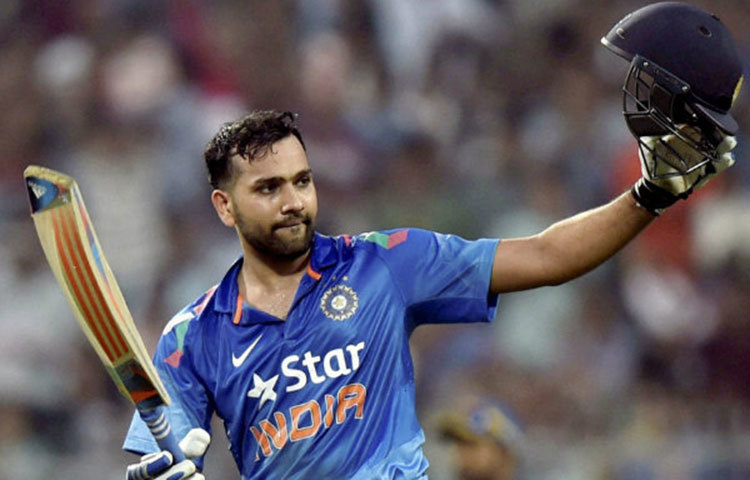 রোহিত শর্মা : প্রথম আসর থেকেই খেলছেন এবং আইপিএলের সবচেয়ে বিধ্বংসী ব্যাটসম্যানদের অন্যতম। সবমিলিয়ে ১৪২টি ম্যাচ খেলে ৬১টি ক্যাচ ধরেছেন রোহিত।