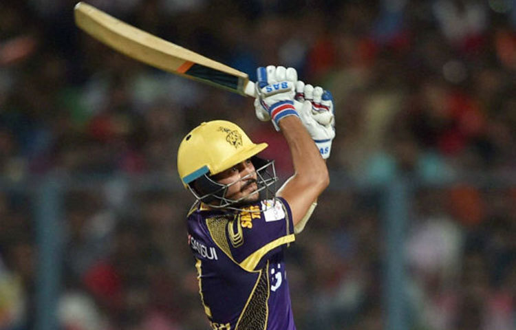 মনীশ পান্ডে : কলকাতার হয়ে খেলা মনীশ পান্ডে এখন পর্যন্ত মোট ৯৬টি ম্যাচ খেলেছেন। আইপিএলে ১১৪ রানের অপরাজিত ইনিংসও খেলেছেন। তবে তিনিও চাওলার মতো ১১ বার শূন্য রানে প্যাভিলিয়নে ফিরেছেন।