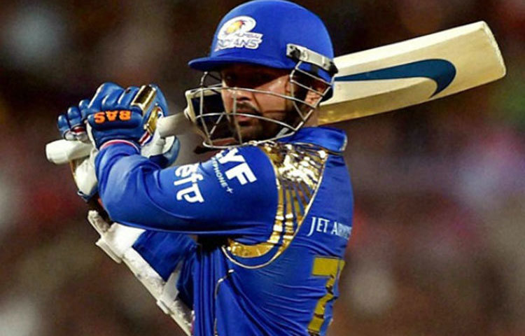 পার্থিব প্যাটেল : চেন্নাই সুপার কিংস, ডেকান চার্জার্স, কোচি টাস্কার্স, আরসিবি, সানরাইজার্স হায়দ্রাবাদ ও মুম্বাই ইন্ডিয়ান্সের হয়ে খেলা পার্থিব প্যাটেল আইপিএলে ২ হাজারের বেশি রান করে ফেলেছেন। তিনিও ১১ বার শূন্য রানে আউটও হয়েছেন।