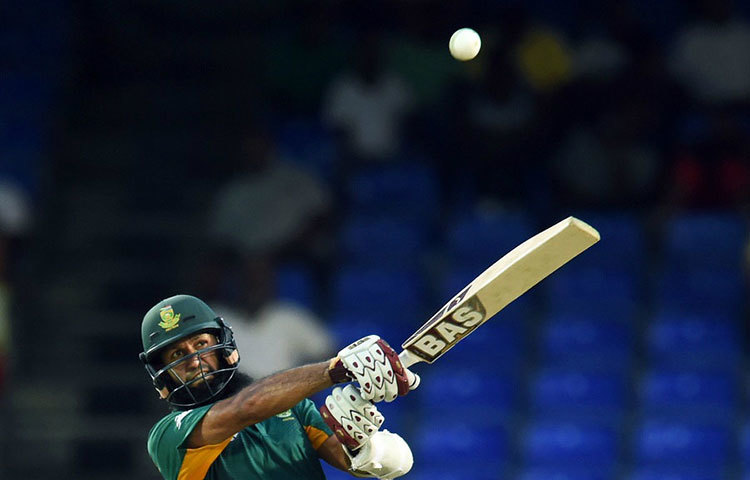 সবচেয়ে দ্রুত সাত হাজার রান সংগ্রহকারী ব্যাটসম্যানদের তালিকায় আমলা ও কোহলির পরেই রয়েছে এবি ডি ভিলিয়ার্স (১৬৬ ইনিংস), সৌরভ গঙ্গোপাধ্যায় (১৭৪) প্রমুখ।