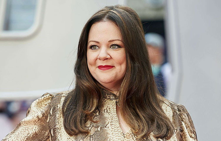 মেলিসা ম্যাককার্থি : অভিনয়ের পাশাপাশি লেখালেখি, ফ্যাশন ডিজাইনিং এবং ছবি প্রযোজনাও করেন মেলিসা ম্যাককার্থি। সে কারণে আয়টাও অনেক বেশি। ২০১৫ সালে নাকি কমপক্ষে ৩৩ মিলিয়ন ডলার জমা হয়েছে তার অ্যাকাউন্টে।