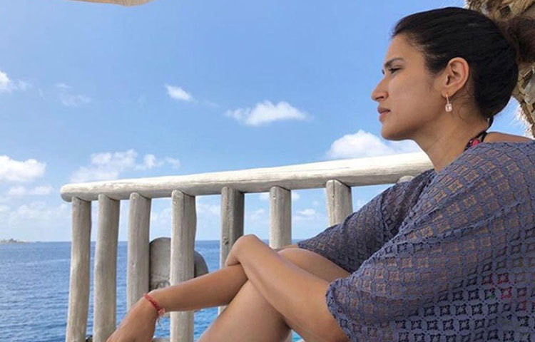 ‘সোনেভা ফুসি’ রিসর্টে ছুটি কাটাচ্ছেন নবদম্পতি। সাগরিকা ছবির ক্যাপশনে লিখেছেন, ‘প্যারাডাইস অন আর্থ’।