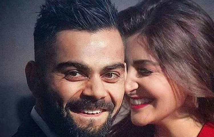 মুম্বাইয়ের ওরলিতে রয়েছে বিরাট-আনুশকার এই সি-ফেসিং অ্যাপার্টমেন্ট।