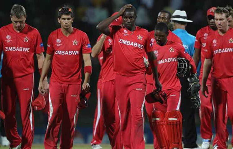 এক ইনিংসে সবচেয়ে বেশি শূন্য করার রেকর্ডটিও জিম্বাবুয়ের দখলে। ওয়েস্ট ইন্ডিজের বিরুদ্ধে একটি ম্যাচে জিম্বাবুয়ের মোট ছয়জন ক্রিকেটার কোনো রান না করেই আউট হন।