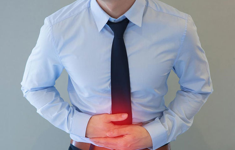 এ ছাড়া বমি ভাব, কিডনির সমস্যা, মাথা ব্যথা, ঋতুচক্রে সমস্যা, মাইগ্রেনের ব্যথা, নিয়মিত খালিপেটে পানি পান করলে উপকার পাওয়া যায়।