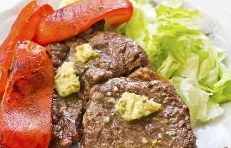 চর্বিহীন মাংস খেতে পারেন, এতে যেমন ভুড়ি বাড়বে না, তেমনি নানা রকম রোগ প্রতিরোধ ক্ষমতাও বাড়বে।