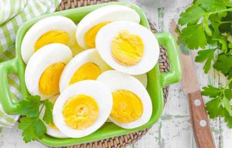 ডিম নিয়ে ভুল ধারণা থাকে অনেকেরই, কিন্তু, প্রতিদিন ডিম খাওয়ার অভ্যেস করলে ভুড়ি কমতে পারে, তেমনি ক্যান্সারের সম্ভাবনাও হ্রাস পায়।