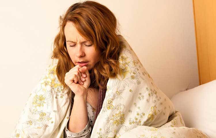 সর্দি, কাশি, গলা ব্যথা ইত্যাদি থাকলেও গরম জলে স্নান করা উচিত। নিঃশ্বাসে সমস্যা হলেও গরম পানিতে গোসল করুন।