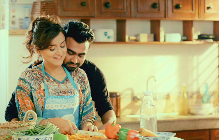 এক গানেই একাধিক চমক নিয়ে শ্রোতাদের সামনে হাজির হচ্ছেন এ সময়ের জনপ্রিয় শিল্পী ও সংগীত পরিচালক ইমরান মাহমুদুল।