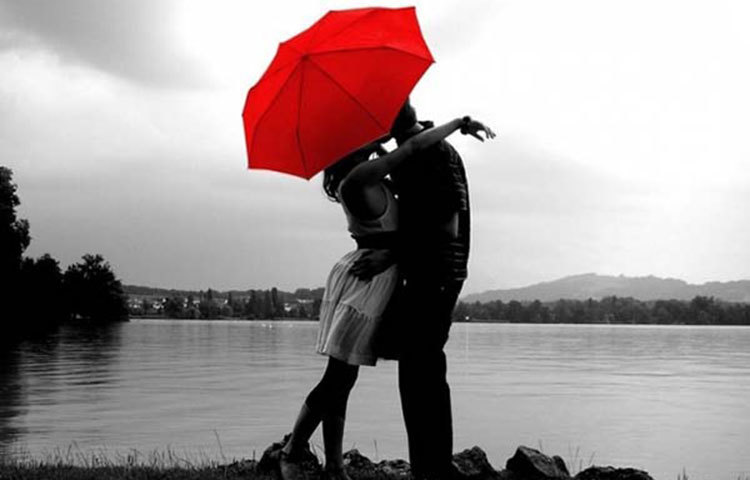 ধনু : বছরের শুরুর দিকে সম্পর্কে টানাপোড়েন হতে পারে। অপর দিকে বছরের দ্বিতীয় অংশ ভাল যাবে। যারা প্রেমের সম্পর্কে রয়েছেন তাদের ক্ষেত্রে ১৭ জানুয়ারি থেকে শুরু হওয়া সময়টা বেশ ভালো।