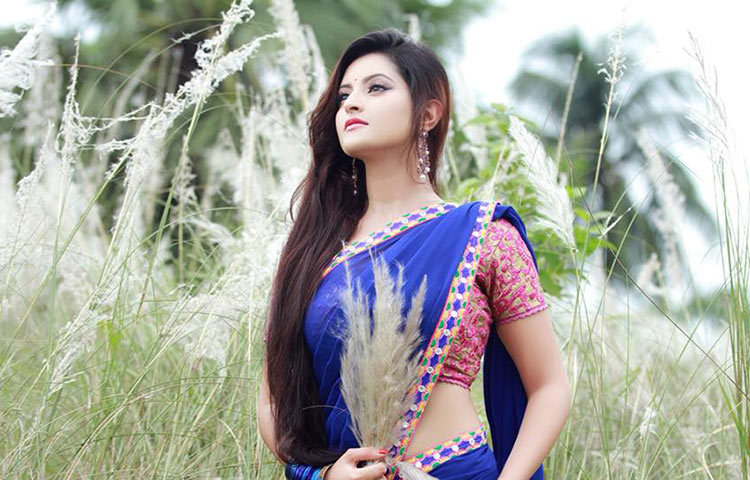 পরীমনি তার ভক্তদের সামনে প্রতিনিয়ত নতুন রূপে হাজির হচ্ছেন। ছবি : ফেসবুক