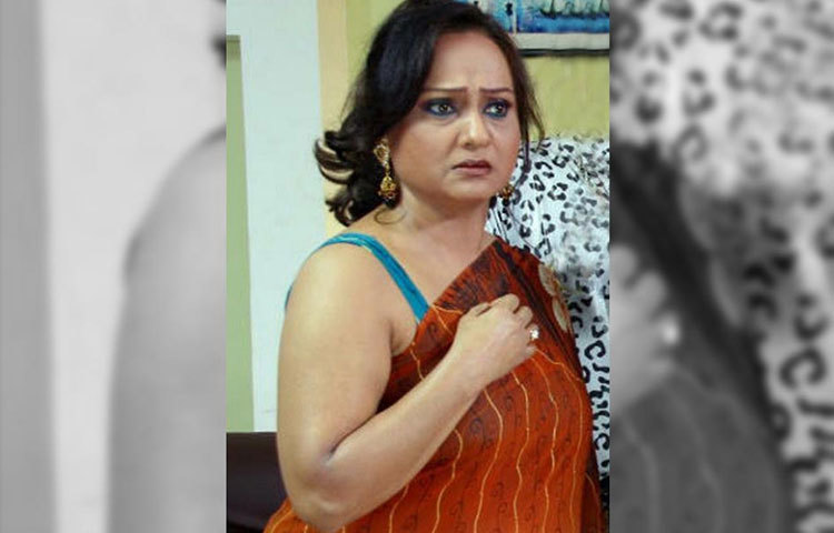 জনপ্রিয় অনেক বাংলা ছবিতেই নেতিবাচক চরিত্রে রীতা কয়রালের অভিনয় দর্শকদের কাছে প্রশংসা কুড়িয়েছে। বাংলা ফিল্ম এবং টেলিভিশন জগতে নিজের আলাদা জায়গা তৈরি করে নিয়েছিলেন রীতা।