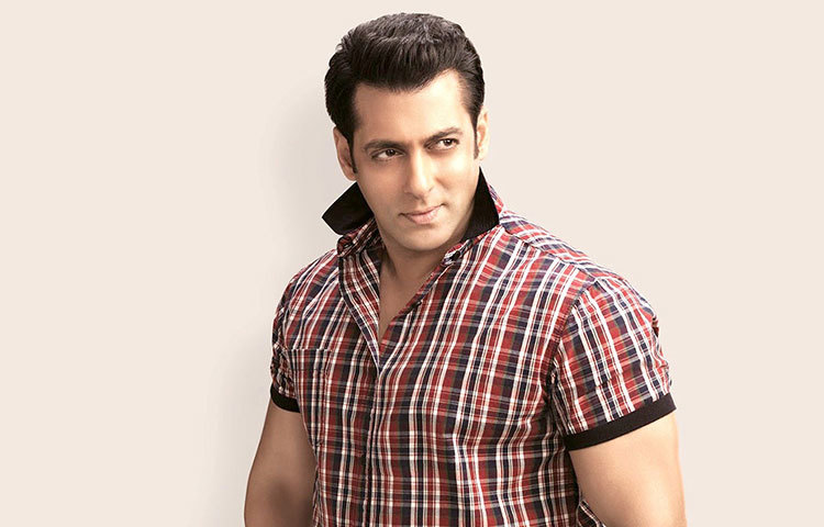 সালমান খান : সুদর্শন বলিউড অভিনেতা সালমান খান ২৩ কোটি মার্কিন ডলারের সম্পদের মালিক।