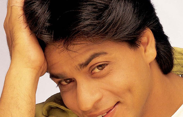 তালিকায় সালমানের পরেই রয়েছেন শাহরুখ খান। ১৭০ কোটি ৫০ লাখ টাকা রোজগার করে দ্বিতীয় স্থানে রয়েছেন ‘বাদশা’ খান।