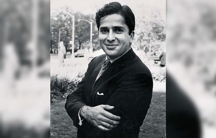 ভারতীয় বিনোদন জগতের সেরা সুপুরুষ ছিলেন শশী কাপুর।