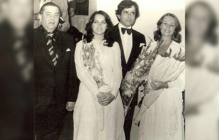 ‘জুনুন’ ছবির সহ-অভিনেত্রী নফিসা আলি ও রাজ কাপুরের সঙ্গে শশী ও জেনিফার।