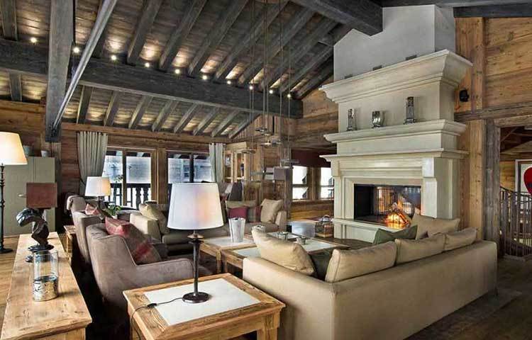 চালেট এডেলউইশ : ফ্রান্সের এই সাততলা অভিজাত রিসোর্টটির প্রতি সপ্তাহের ভাড়া প্রায় ১৪ লাখ ৫ হাজার ডলার।