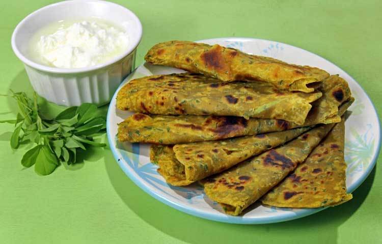 মেথির পরোটা : মেথির পরোটা শীতের সময় নানা ধরনের রোগ থেকে দূরে রাখে।