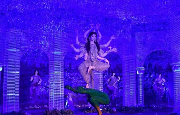 জগৎ মুখার্জি পার্কের প্রতিমা।