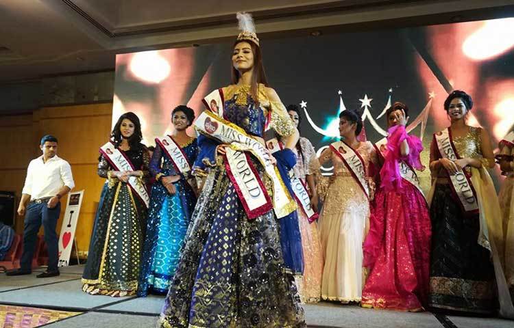 আজ বুধবার (৪ অক্টোবর) রাজধানীর হোটেল ওয়েস্টিন-এ আয়োজিত সংবাদ সম্মেলনে নতুন মিস ওয়ার্ল্ড জেসিয়া ইসলামের নাম ঘোষণা দেয়া হয়। ছবি : মাহবুব আলম