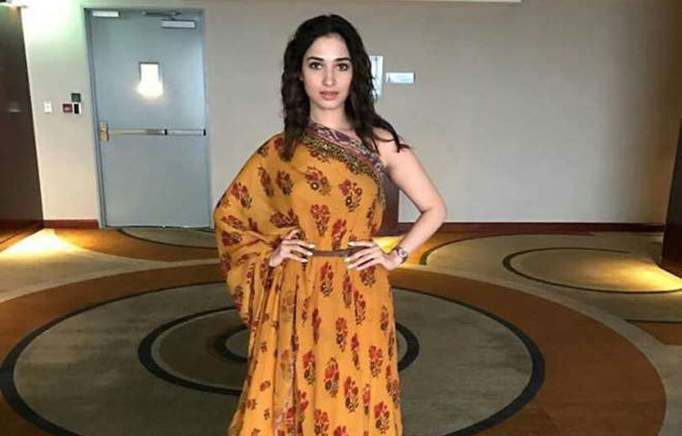 ২০০৫ সালে ১৫ বছর বয়সে বলিউড ছবিতে অভিনয় করেন।