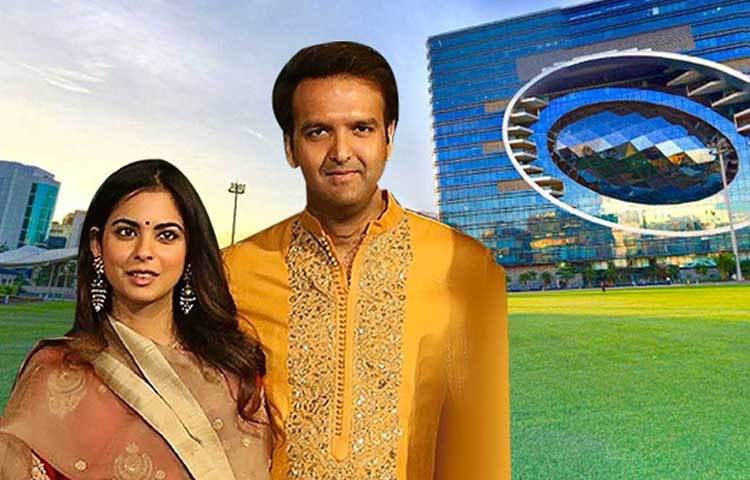 মুম্বাইয়ের বান্দ্রা-কুরলা কমপ্লেক্সের জিও গার্ডেনে হচ্ছে এই রিসেপশন। এই গ্র্যান্ড রিসেপশনের জন্য রয়েছে বেশ কয়েকটি নিয়মও।