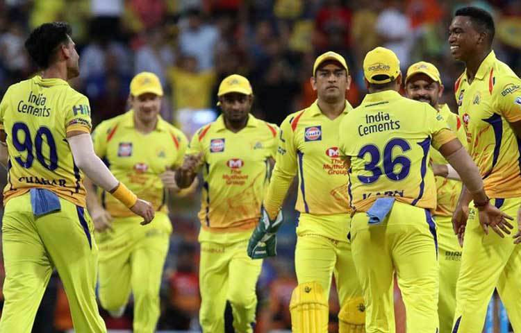 চেন্নাই টিমে আরও রয়েছেন দীপক চাহার, কে এম আসিফ, কর্ণ শর্মা, ধ্রুব শোরে, এন জগদীশন, শার্দূল ঠাকুর, মনু কুমার এবং চৈতন্য বিষ্ণোই। এর মধ্যেই ছেড়ে দেওয়া হয়েছে মার্ক উড, কনিষ্ক শেঠ এবং ক্ষিতীজ শর্মাকে। ৮ কোটি ৪০ লাখ টাকার পুঁজি নিয়ে আর কোন ক্রিকেটারদের দলে টানবে সিএসকে? উত্তরের জানা যাবে আগামীকাল।