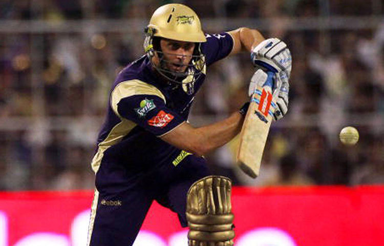 ডেভিড হাসি : দলের গুরুত্বপূর্ণ ফিনিসার ছিলেন। কলকাতার অন্যতম সফল ক্রিকেটার। পরবর্তীতে পাঞ্জাব এবং চেন্নাইয়ের হয়েও মাঠে নেমেছিলেন। বর্তমানে অস্ট্রেলিয়ান বিগ ব্যাশ লিগে খেলছেন।