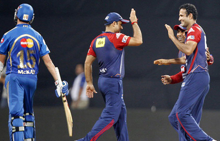 ইরফান পঠান : ২০১১ তে দিল্লি সাড়ে আট কোটিতে কিনেছিল পঠানকে। কিন্তু, ১৪টি ম্যাচ খেললেও ব্যাটে-বলে তেমন কিছু করতে পারেননি। ব্যাট হাতে করেছিলেন মাত্র ১৫০ রান। বল হাত ১১টি উইকেট পান।