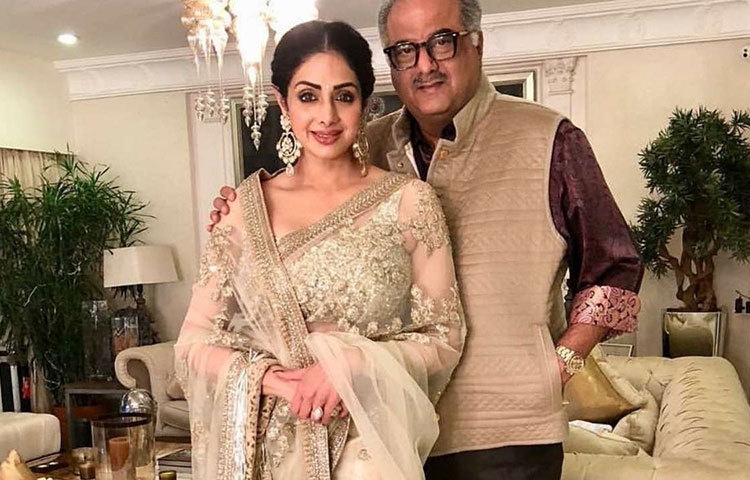 শ্রীদেবী থেকেও বেশি সার্চ হয়েছে বনি কাপুরকে নিয়ে। ফেব্রুয়ারি স্ত্রী বিয়োগের পর বনিকে নিয়ে গুগলে সার্চ হয়েছিল। আর সে কারণেই দশম স্থানে জাহ্নবী কাপুরের বাবা।