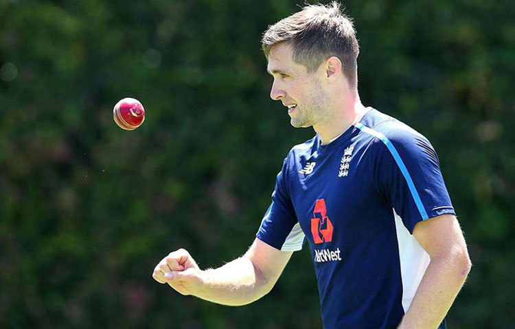 আইপিলের নিলামের পর ওয়েস্ট ইন্ডিজের শিমরন হেটমায়ারকে নিয়ে যখন হইচই হচ্ছে, তখন তারই সতীর্থ জেসন হোল্ডার কোনও দলেই জায়গা পেলেন না।