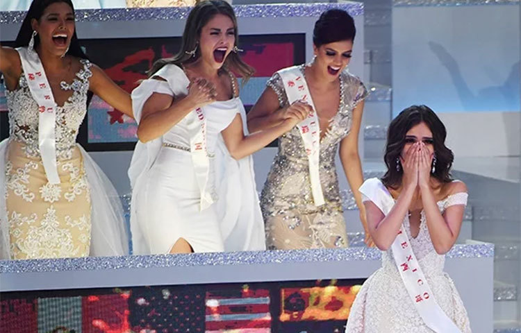 সবার সামনে বিশ্বসুন্দরী-২০১৮ ভেনেসা পন্সে দে লিওন।