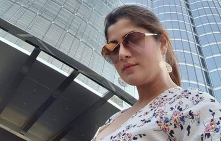 ‘বাঘ বন্দি খেলা’ ছবিতে শ্রাবন্তীর বিপরীতে দেখা গেছে সোহমকে।