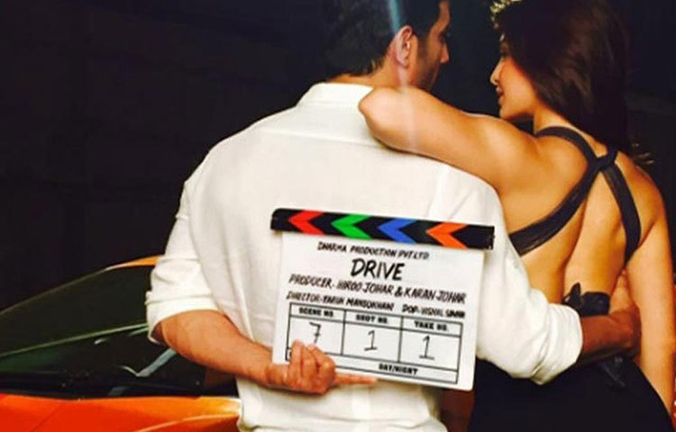 ‘ড্রাইভ’ ছবিতে সুশান্ত সিংহ রাজপুতকেও দেখা যাবে খল চরিত্রে। হলিউডের ‘ড্রাইভ’ নামক ছবি থেকেই এই ছবির গল্প নেওয়া হয়েছে। তরুণ মনসুখানি পরিচালিত ও কর্ণ জোহর প্রযোজিত এই ছবিতে দেখা যাবে জ্যাকলিন ফার্নান্ডেজকেও।