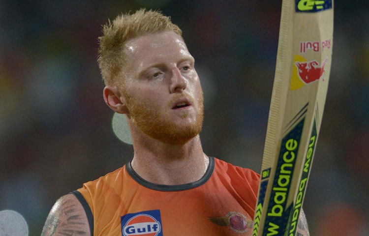 বেন স্টোকস : ১২ কোটি ৫০ লক্ষ টাকায় স্টোকসকে দলে নিয়েছে রাজস্থান রয়্যালস। নিলামে স্টোকসই সবচেয়ে দামি ক্রিকেটার।