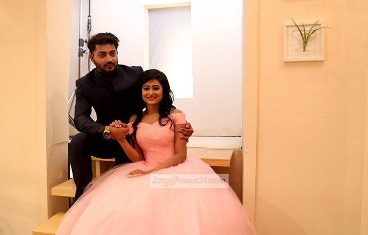 ইস্পাহানী আরিফ জাহান পরিচালিত নতুন ছবি নায়ক-এ বাপ্পীর সঙ্গে অভিনয় করছেন নবাগতা অধরা খান। ছবি : মাহবুব আলম