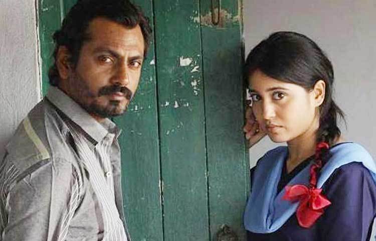 হারামখোর : গুজরাটের একটি ছোট গ্রামে এই ছবির শুটিং হয়েছিল। মাত্র ১৬ দিনের ব্যবধানে শুটিং শেষ করে মুক্তি পেয়েছিল নওয়াজউদ্দিন সিদ্দিকি অভিনীত ‘হারামখোর’।