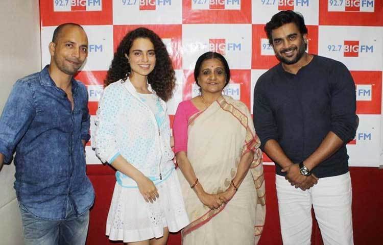 তনু ওয়েডস মনু রিটার্নস : ছবিটিতে কঙ্গনা রানাউতের দুরন্ত অভিনয় সাড়া জাগিয়েছিল দর্শকমহলে। মাত্র ৩০ দিনের ব্যবধানে ছবিটি শুটিং হয়েছিল।