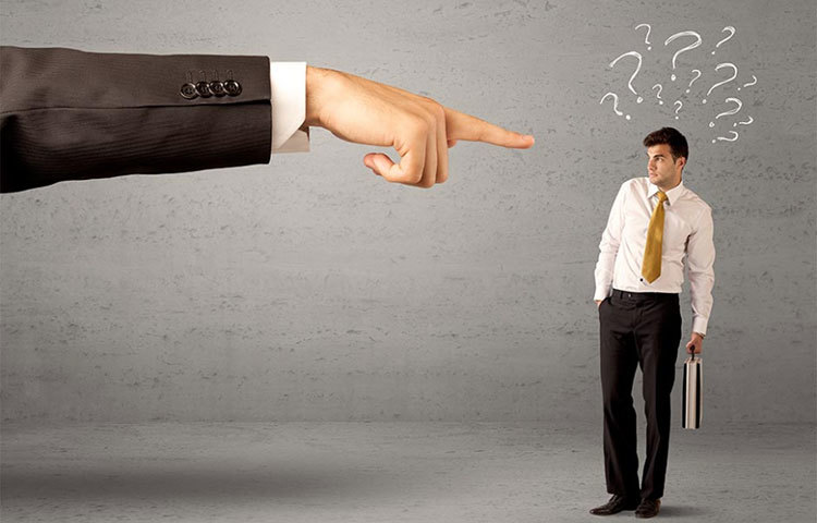 বস কী চাইছেন সেটা বোঝার চেষ্টা করুন। সেই মতো কাজ করুন।